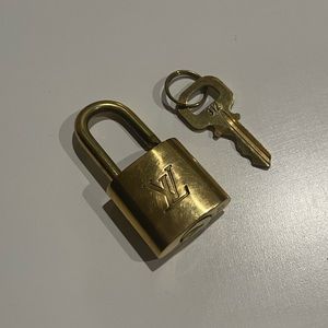 Louis Vuitton padlock - Single Key